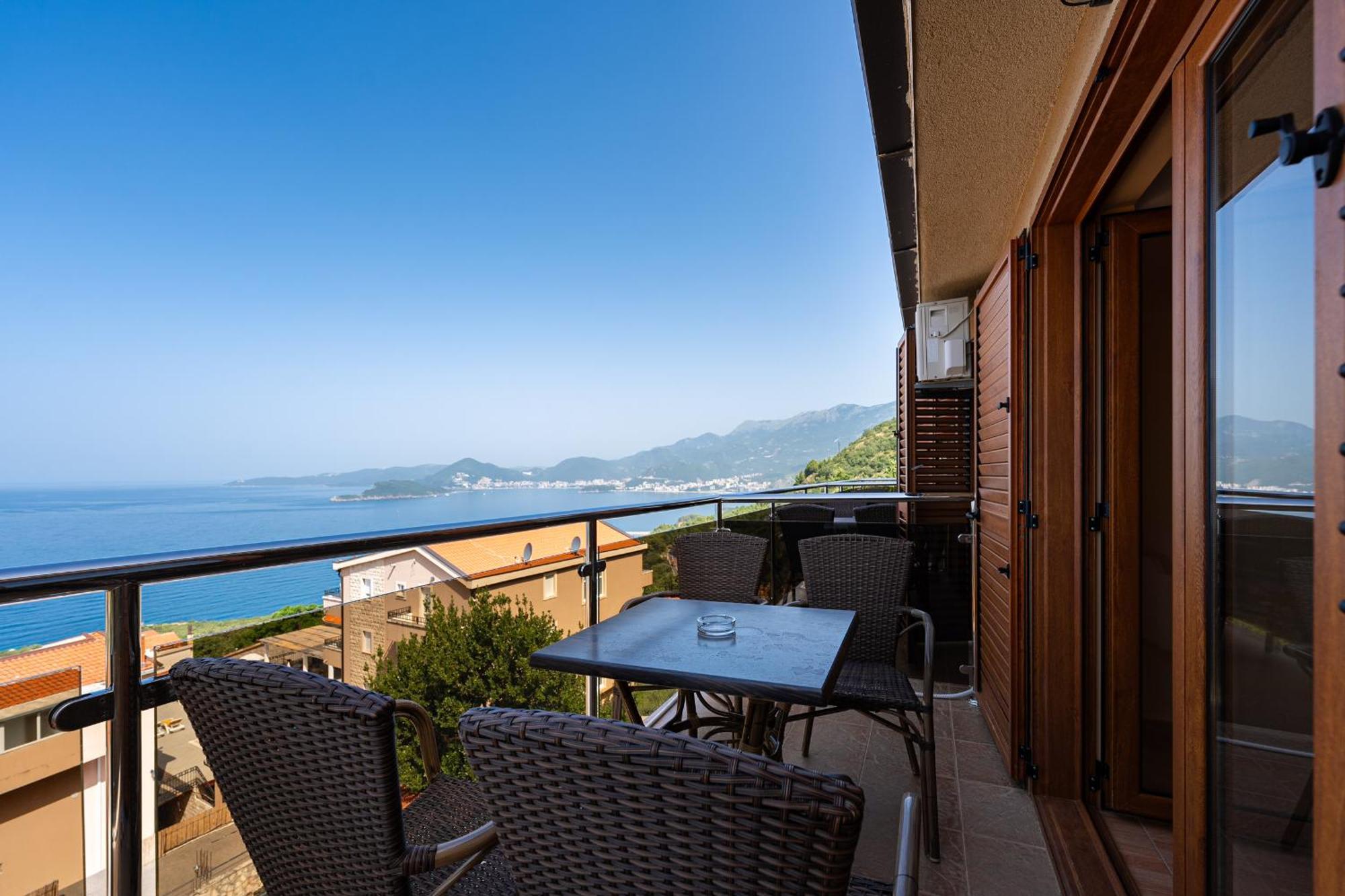 Hotel Sunset Blizikuce Budva Bagian luar foto
