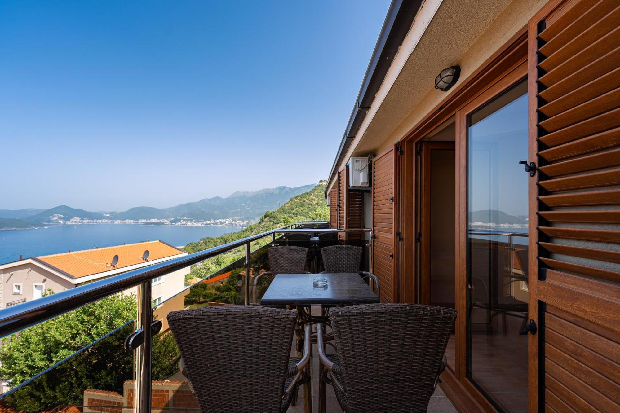 Hotel Sunset Blizikuce Budva Bagian luar foto